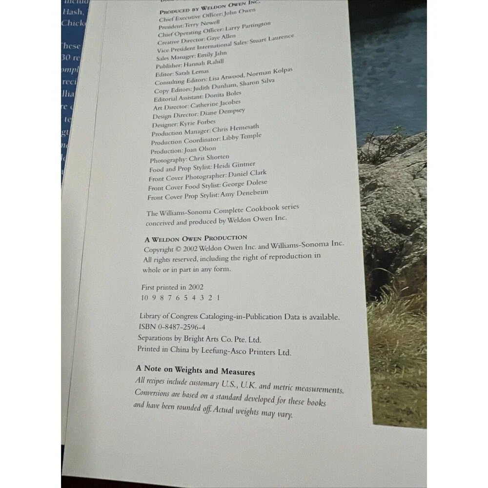 *2/$10* Complete Outdoor Living Cookbook (Williams-Sonoma Outdoors